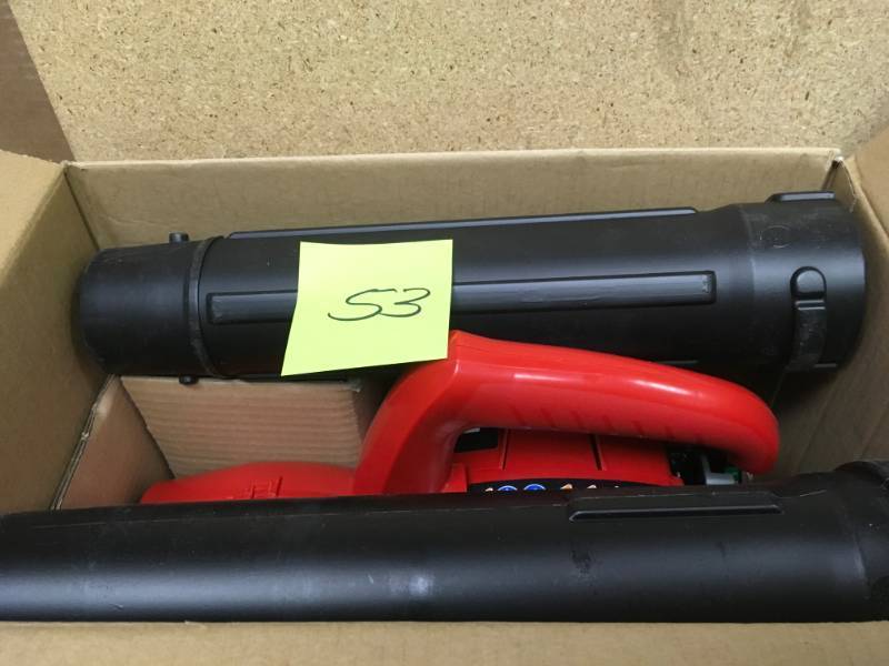 lot 53 image: Homelite 150 MPH 400 CFM 2-Cycle Handheld Gas Leaf Blower in good condition