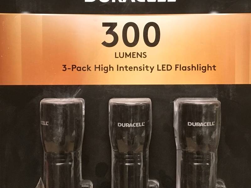 Duracell 300-Lumen LED Flashlight with Batteries (3-Pack) not used