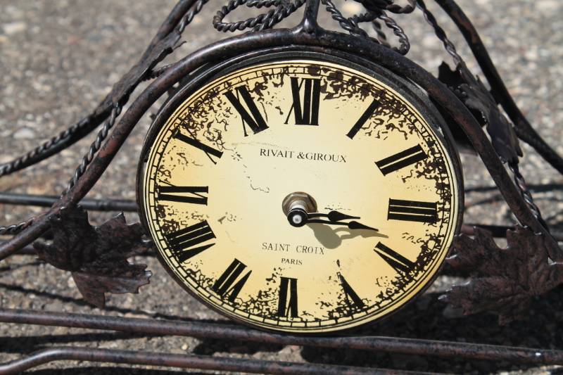 Old Style Clock