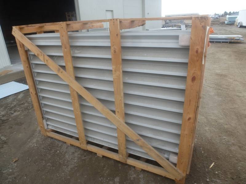 lot 17 image: Fan Louvers