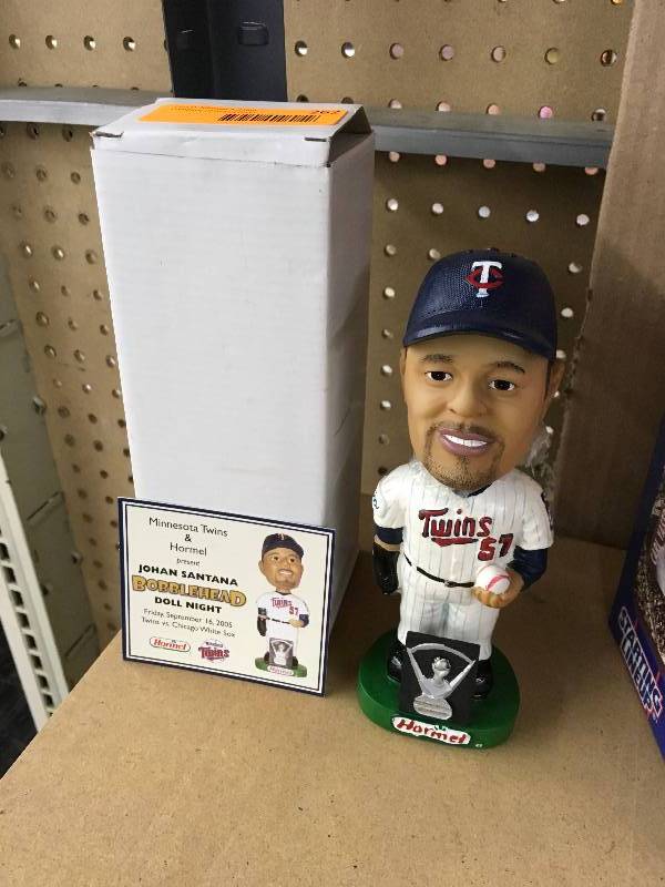 lot 262 image: Johan Santana Bobblehead