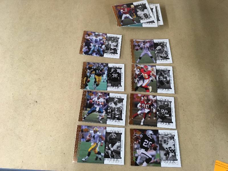 lot 291 image: Super Powers NFL Card Set