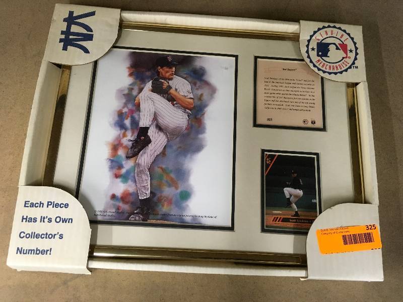 lot 325 image: Scott Erickson Collectors Framed Photographed
