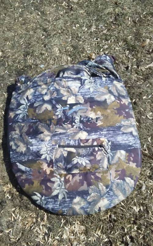 lot 2 image: Hunting Blind-6x6 Good Shape