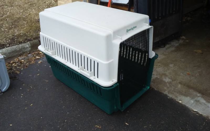lot 27 image: Remington Extra Large Pet Kennel