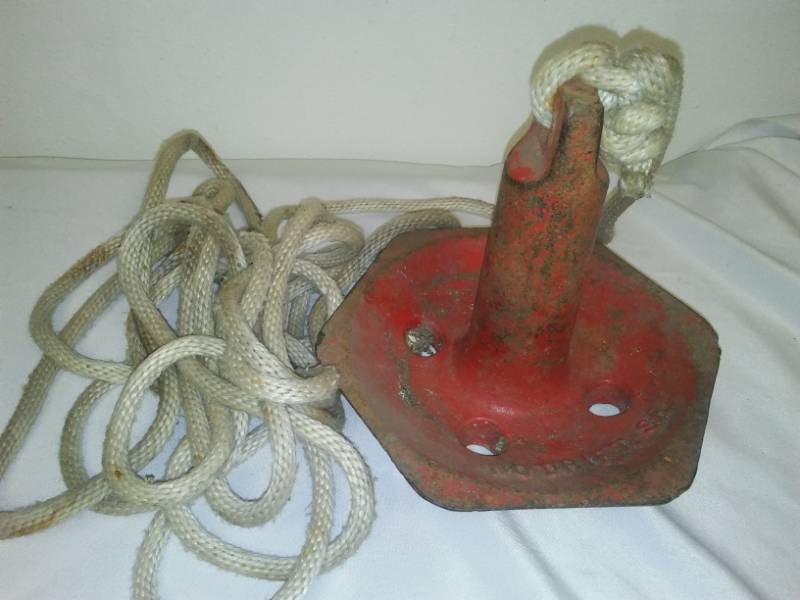 lot 38 image: 13 pound boat anchor with rope, No drift SR