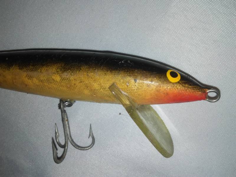 2 Rapala 9” minnows vintage fishing lures