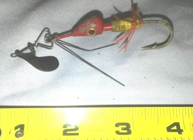 lot 90 image: Vintage weighted Bug Fly with spinner, very unique