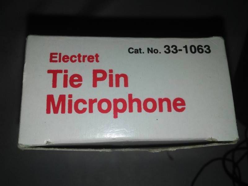 lot 113 image: 2 microphone and receiver combination.