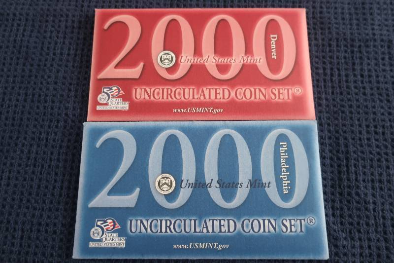 lot 437 image: 2000 Uncirculated Set - Denver & Philadelphia