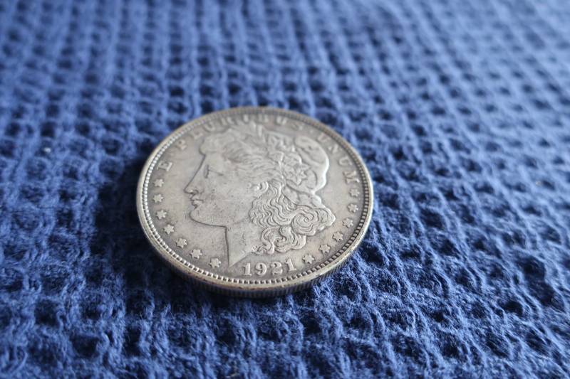 lot 473 image: 1921 Morgan Dollar