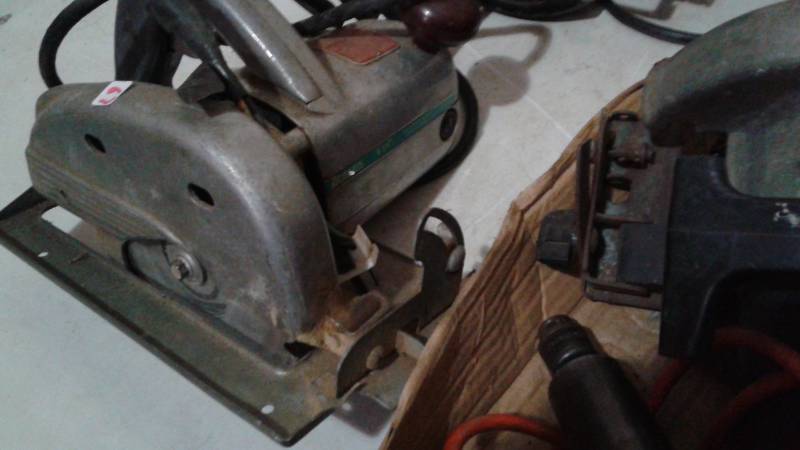 lot 32 image: Large Lot Of Power Tools, Different Condition, Most Work
