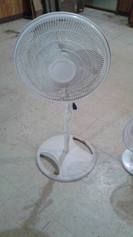 lot 24 image: Pair Of White Fans, Used, Work