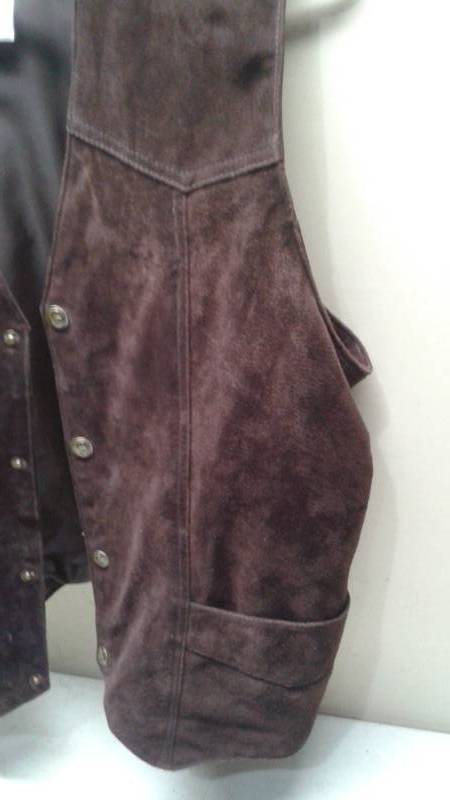 lot 40 image: Cripple Creek Leather Vest