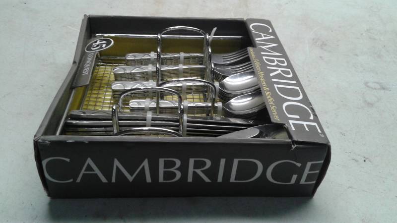 lot 70 image: New 45 Piece Set Of Cambridge Silverware