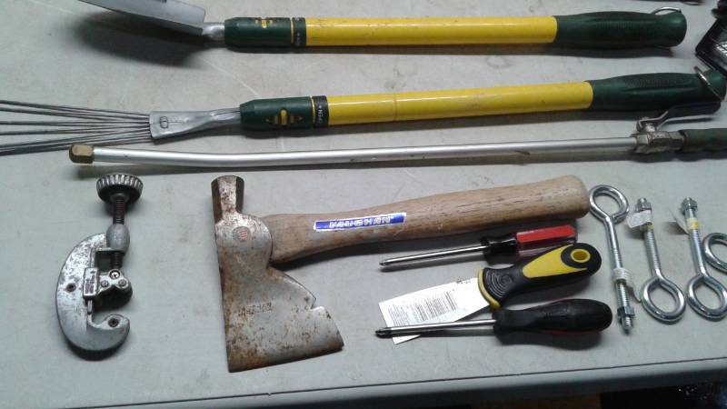 lot 49 image: Bin With Some Hardware And Garden Tools