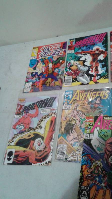 lot 122 image: Lot Of Avengers And Daredevil Comics