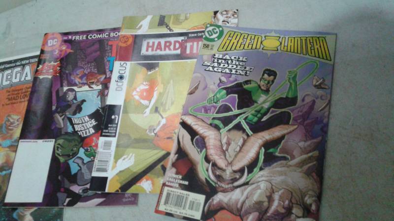 lot 123 image: Lot Of DC Comics