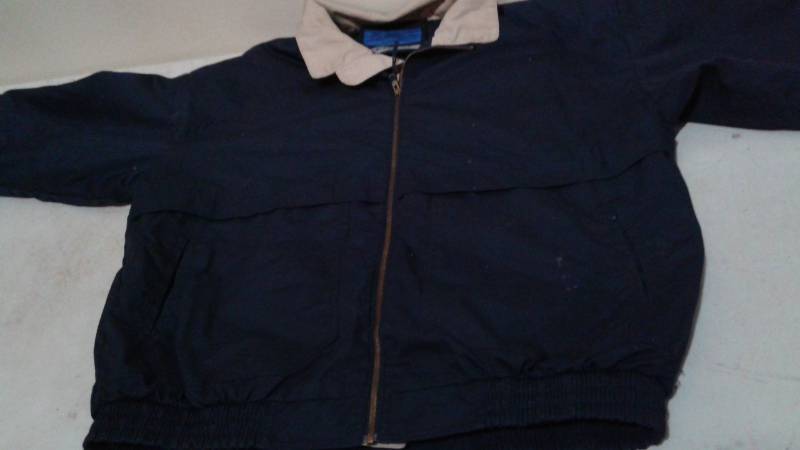 lot 128 image: Cintas Work Jacket, Size XL-L