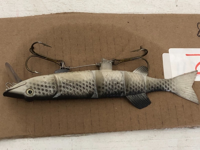 8 Muskie Lure