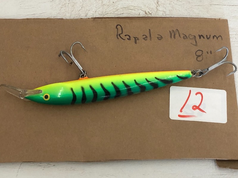 8 Muskie Lure