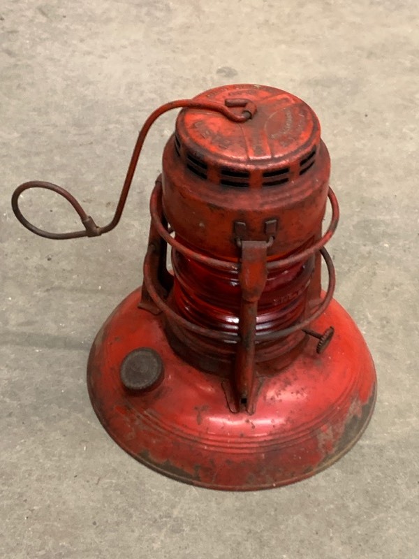lot 15 image: Tire Iron, Dietz Gas Lantern, Boat Anchor