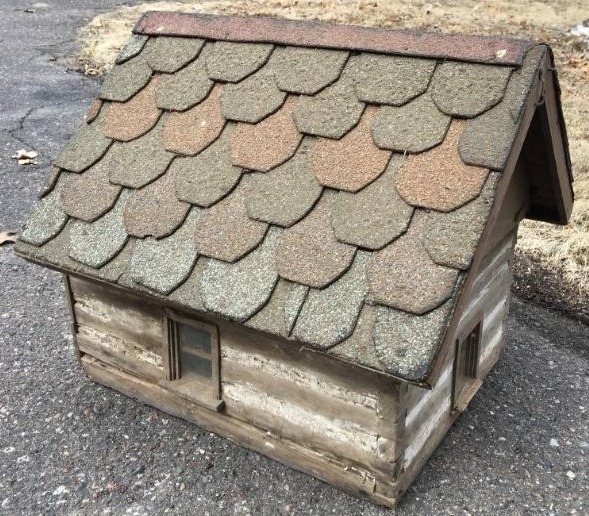 lot 58 image: Primitive Dollhouse