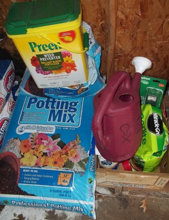 lot 78 image: Garden Supplies