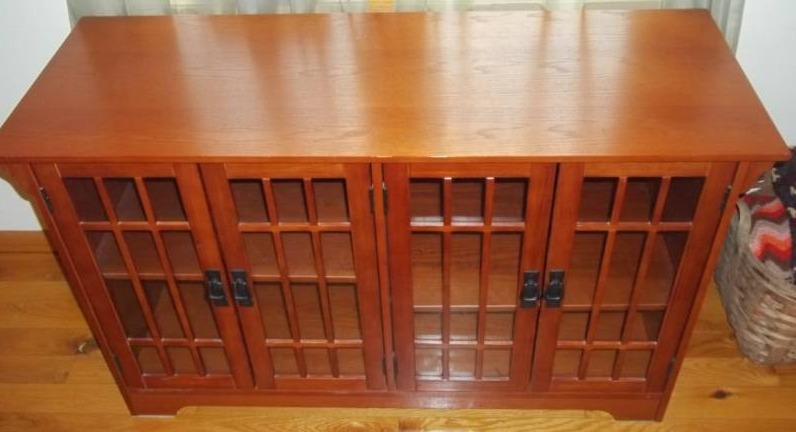 lot 95 image: Cabinet