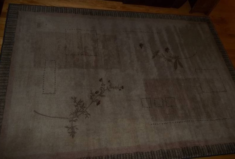 lot 96 image: Area Rug