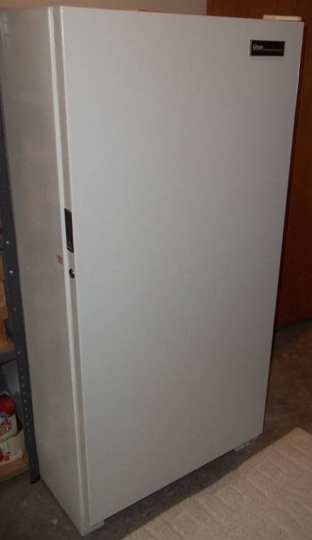 lot 109 image: Freezer