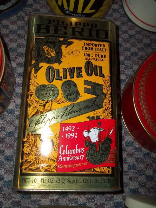 lot 113 image: Vintage Tins