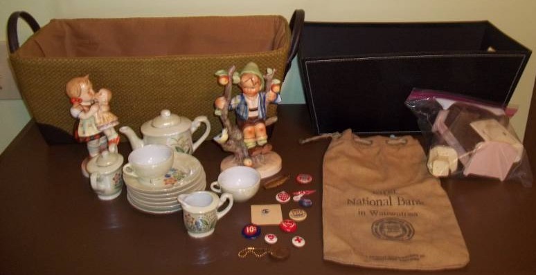 lot 121 image: Vintage Lot