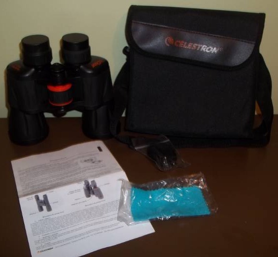 lot 122 image: Binoculars