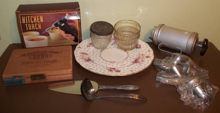 lot 147 image: Assorted Kitchenware