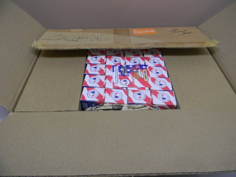 lot 15 image: VERY RARE COMPLETE SET OF 28 - 1996 BASEBALL TEAMS MATCHBOX - NEVER OUT OF THE BOX - AWESOME COLLECTION - SEE PICTURES
