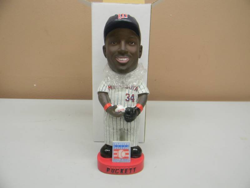 lot 61 image: KIRBY PUCKETT MINNESOTA TWINS BOBBLEHEAD - NEW IN BOX - AWESOME - SEE PICTURES