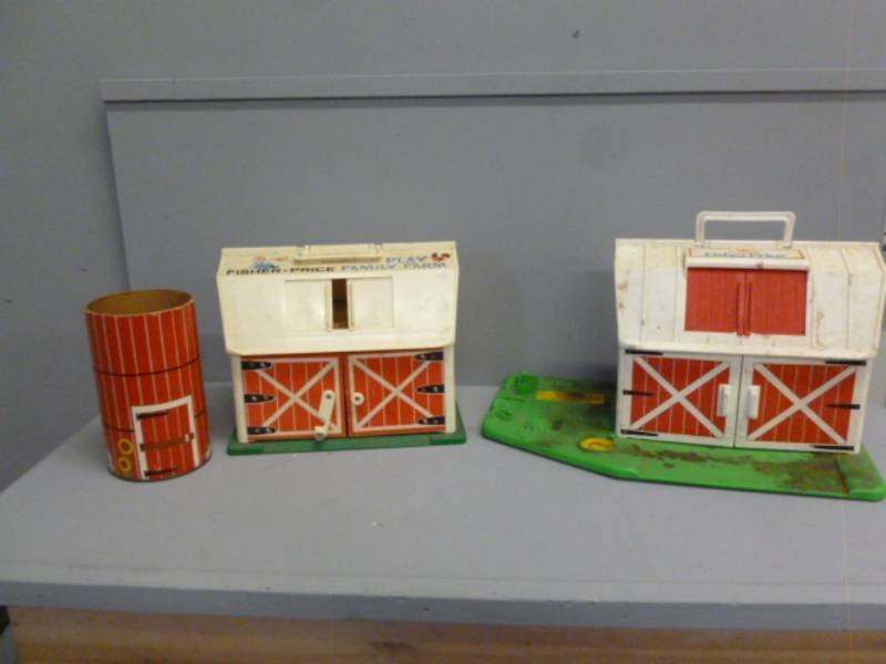 lot 52 image: Vintage Fisher Price