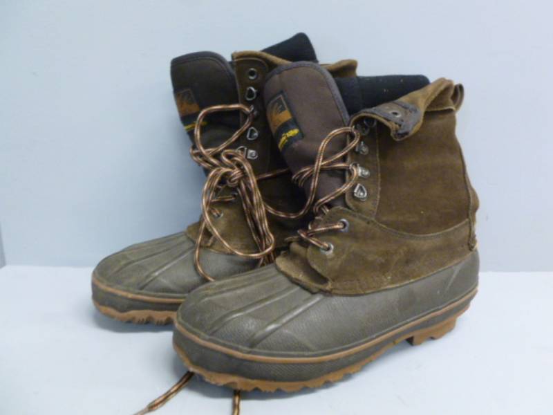 lot 53 image: Mens Boots