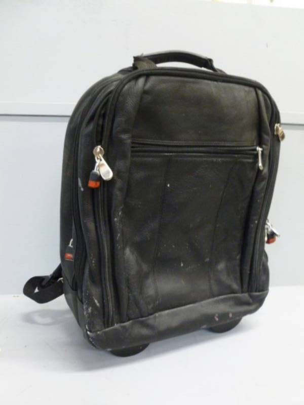 lot 54 image: Leather Travel Bag