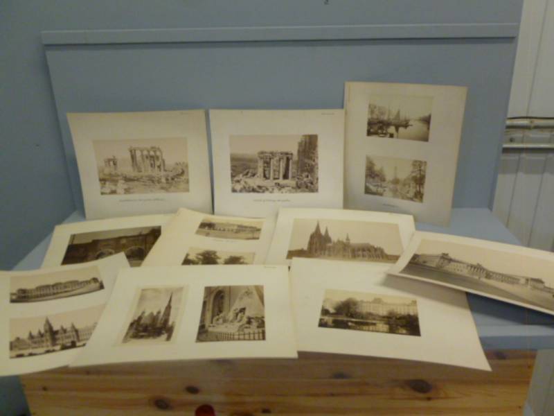 lot 86 image: Vintage Pictures