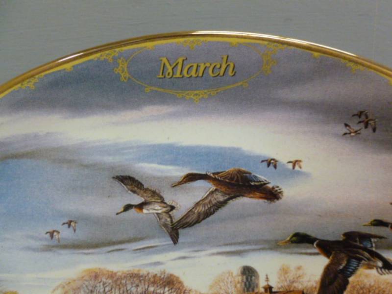 lot 142 image: Terry Redlin Plate Decoration