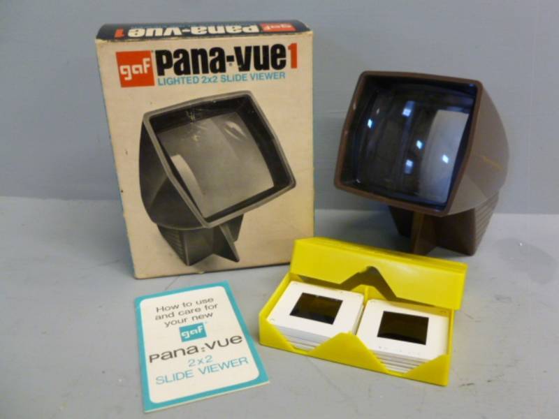 lot 150 image: Vintage Slide Viewer