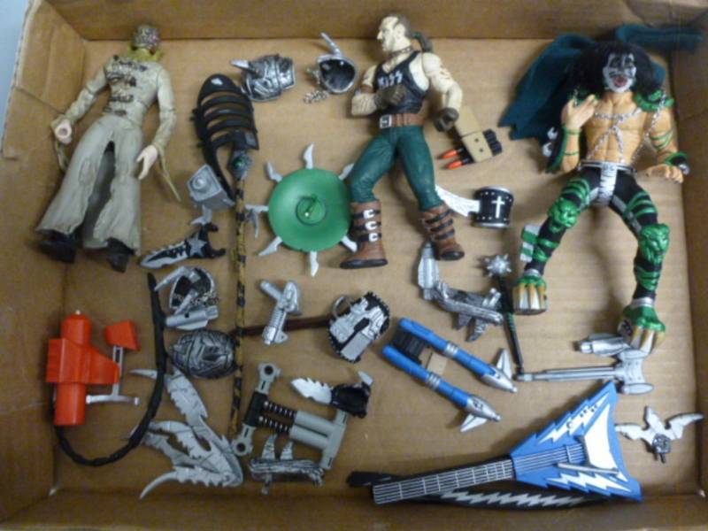 lot 159 image: Toy Figurines