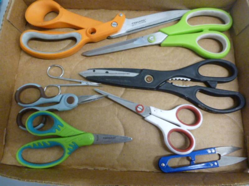 lot 180 image: Scissors