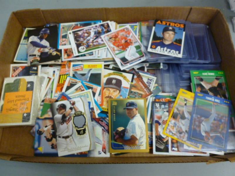 lot 197 image: Sports Cards