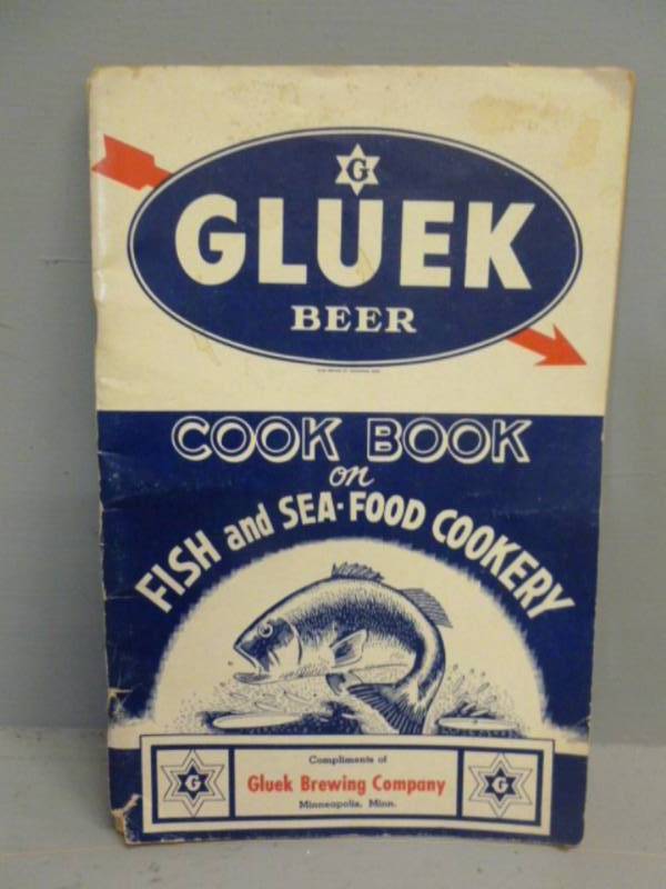 lot 213 image: Vintage Gluek Beer