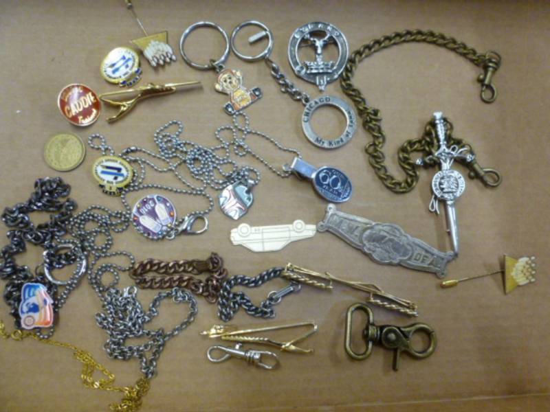 lot 218 image: Collectible