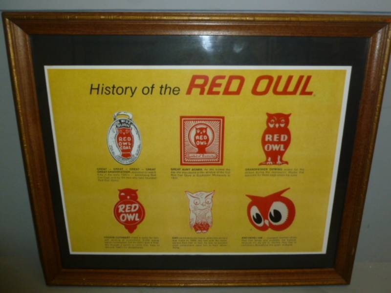 lot 249 image: Vintage Red Owl