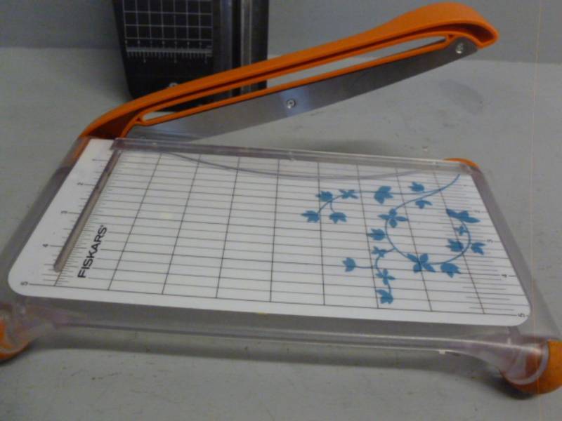 lot 290 image: Office Items